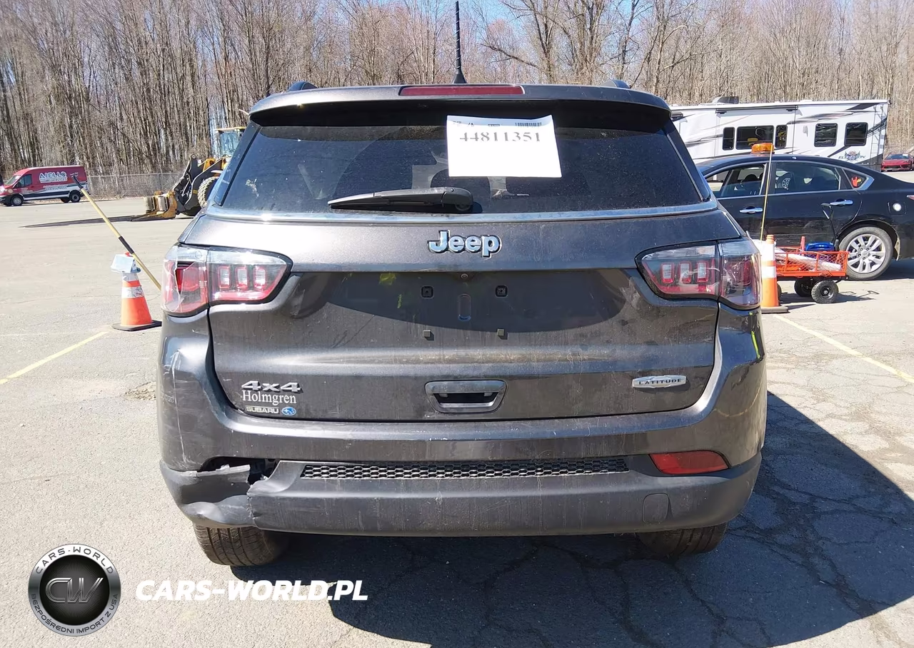 2019 Jeep Compass Latitude 4X4 VIN:3C4NJDBB2KT847214 - 17