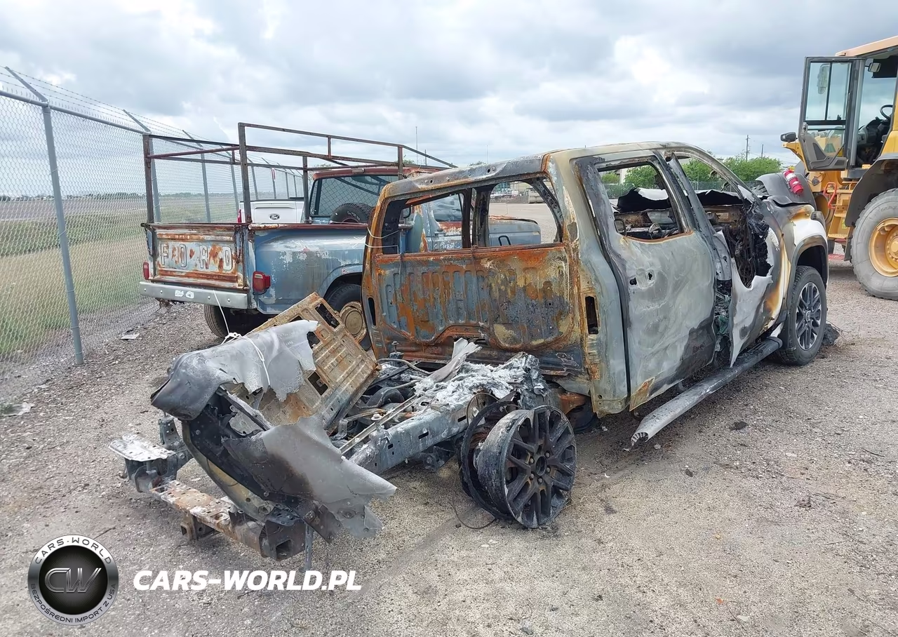 2024 Toyota Tundra Limited VIN:5TFJA5DB9RX233213 - 6