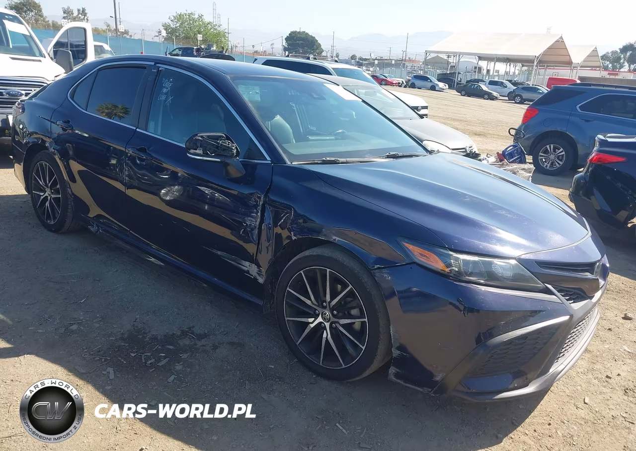 2022 Toyota Camry Se
