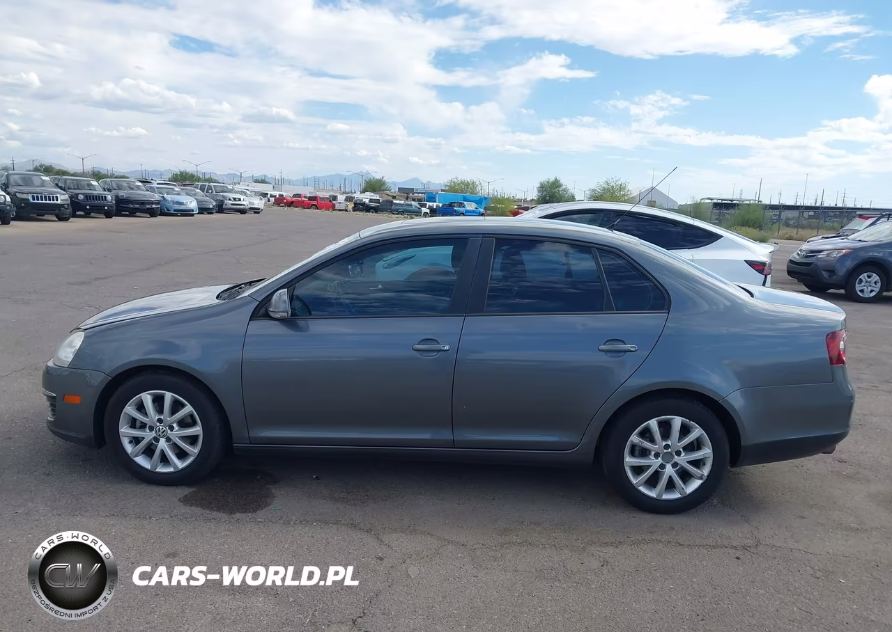 2010 Volkswagen Jetta Limited Edition VIN:3VWRZ7AJXAM138489 - 15