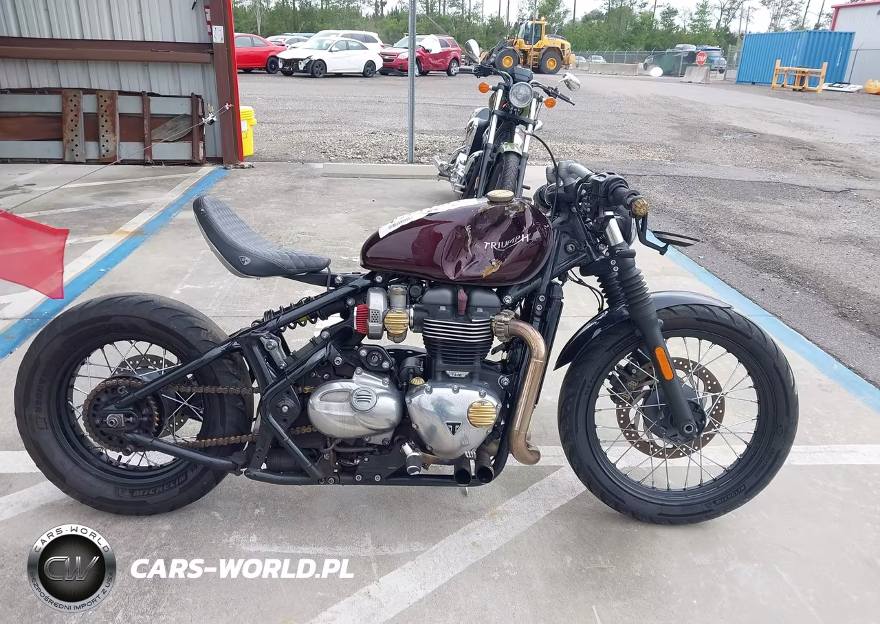 2017 Triumph Motorcycle Bonneville Bobber VIN:SMTD42HLXHT801675 - 12