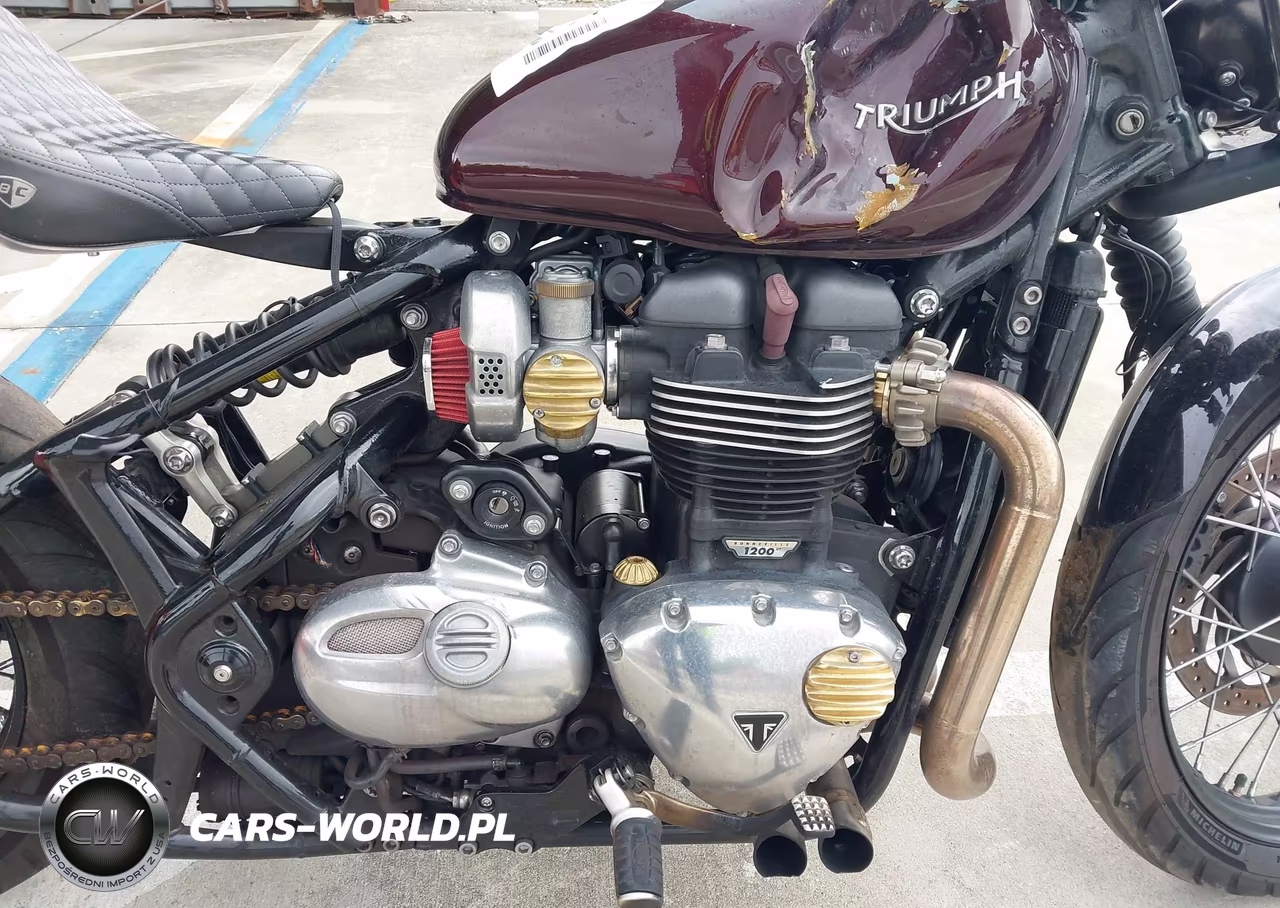 2017 Triumph Motorcycle Bonneville Bobber VIN:SMTD42HLXHT801675 - 8