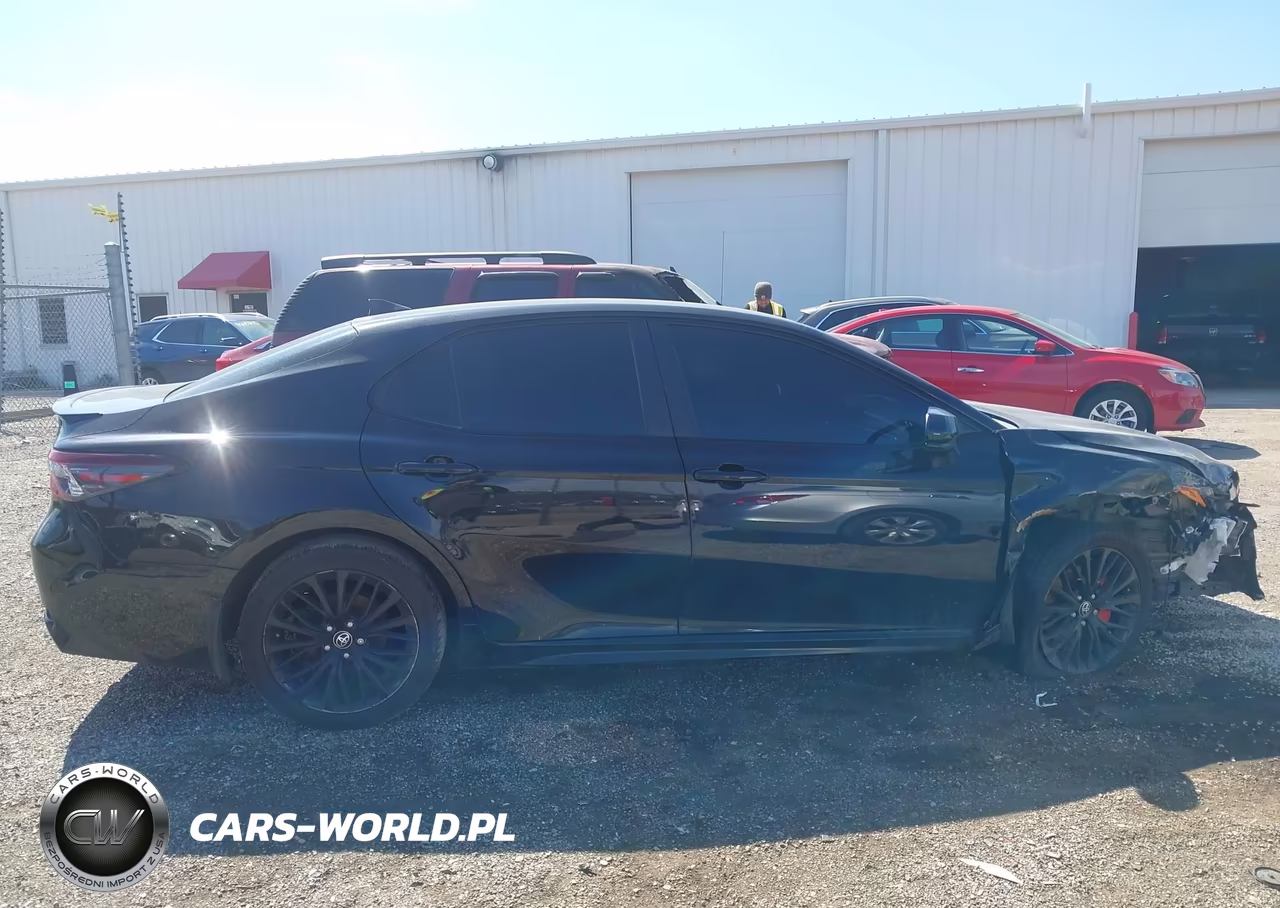 2021 Toyota Camry Se Nightshade Edition VIN:4T1G11AK1MU452051 - 13