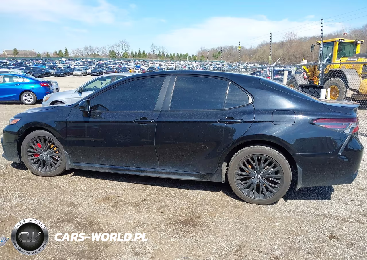2021 Toyota Camry Se Nightshade Edition VIN:4T1G11AK1MU452051 - 14