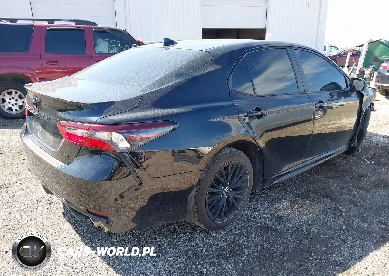 2021 Toyota Camry Se Nightshade Edition VIN:4T1G11AK1MU452051 - 4