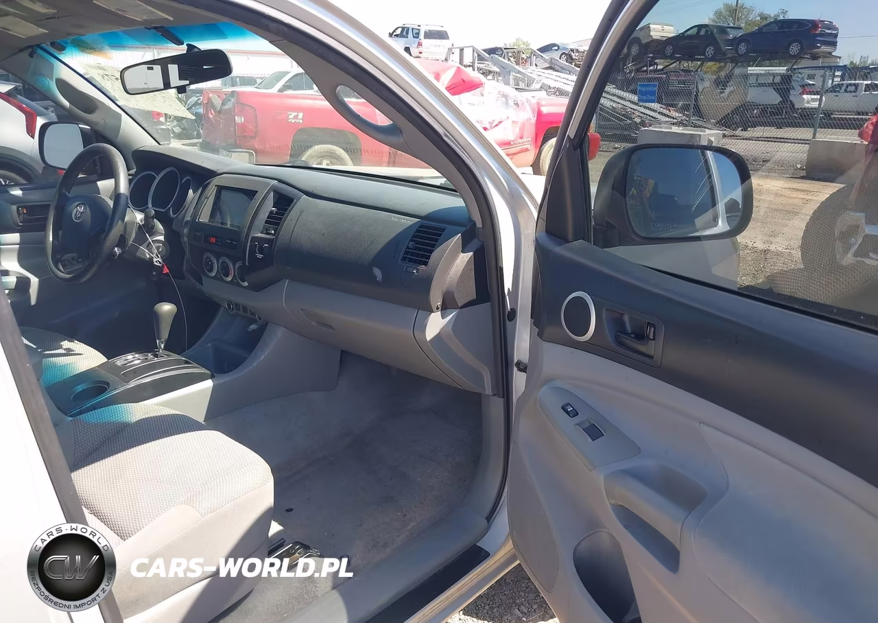 2010 Toyota Tacoma VIN:5TETX4CNXAZ728546 - 5