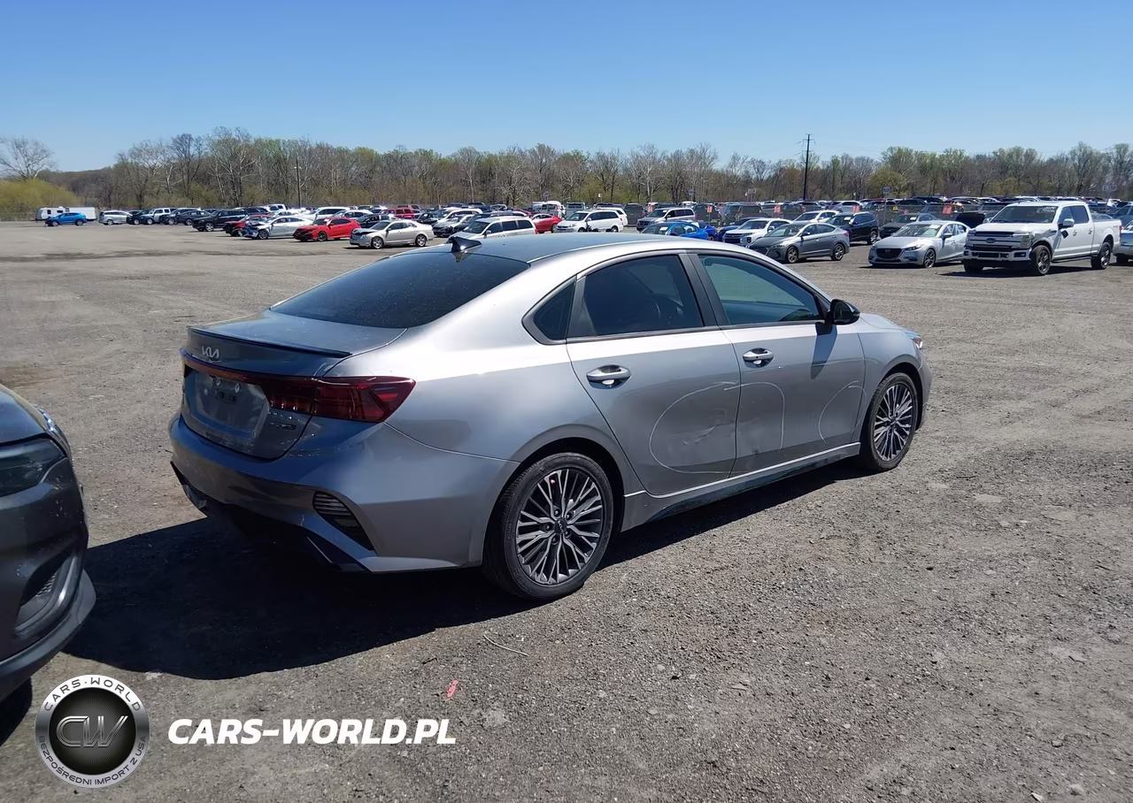 2023 Kia Forte Gt-Line VIN:3KPF54AD6PE636623 - 4