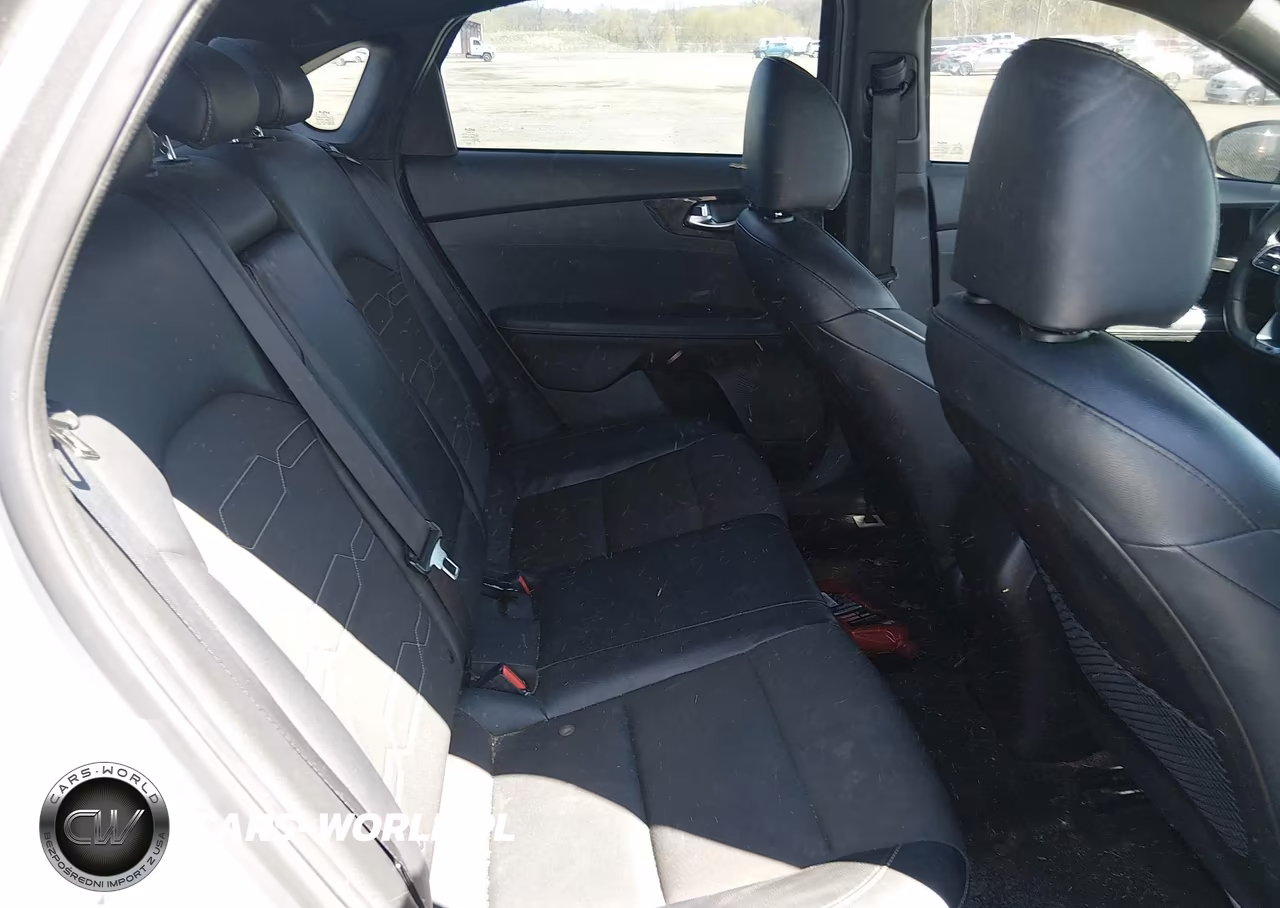 2023 Kia Forte Gt-Line VIN:3KPF54AD6PE636623 - 8