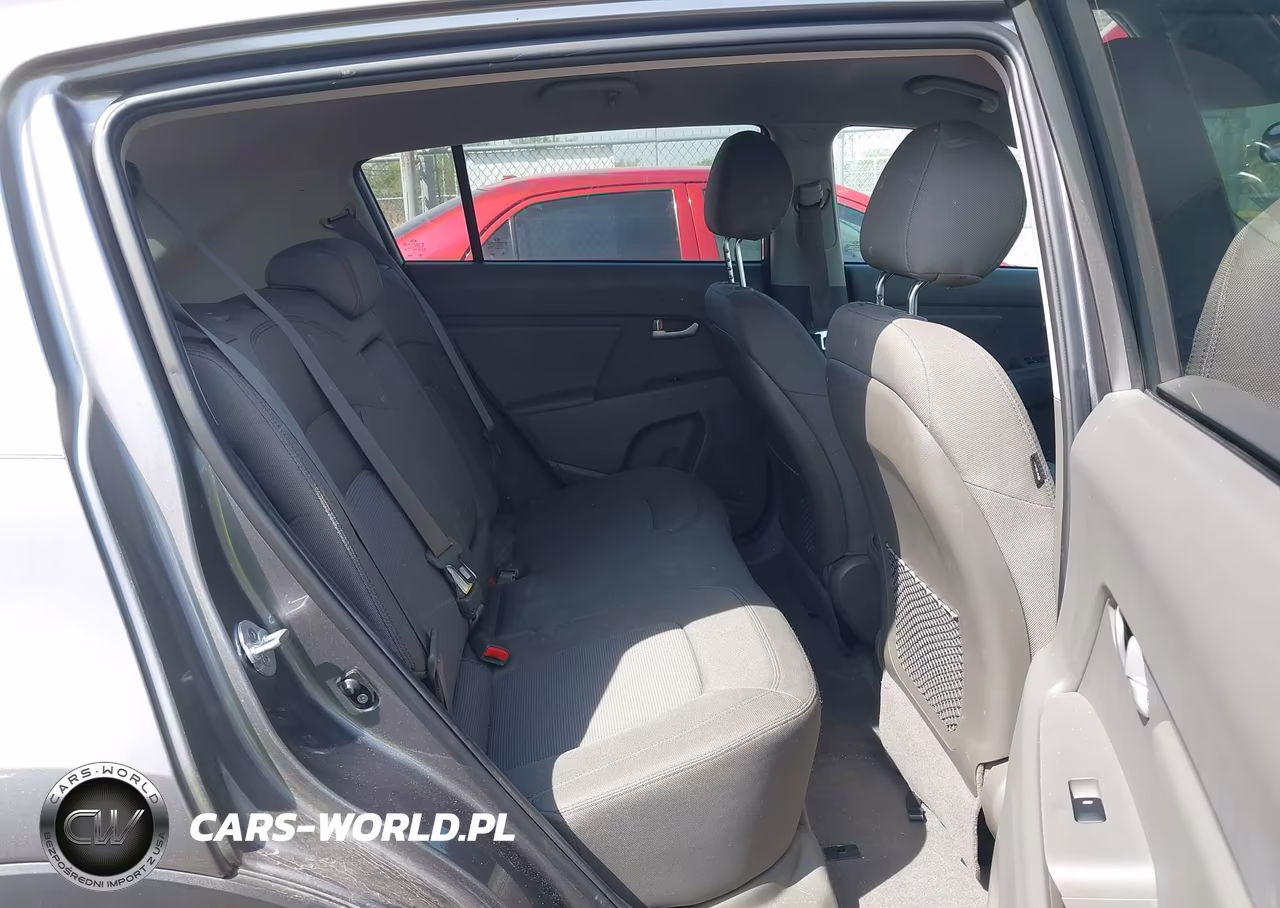 2015 Kia Sportage Lx VIN:KNDPBCAC8F7773687 - 8