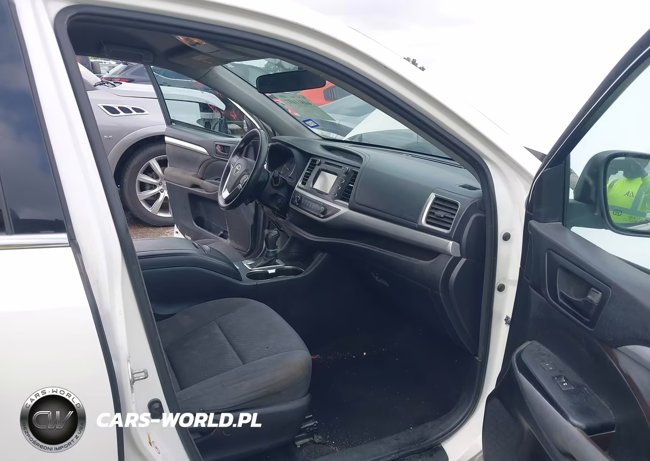 2015 Toyota Highlander Le VIN:5TDZARFH5FS016240 - 5