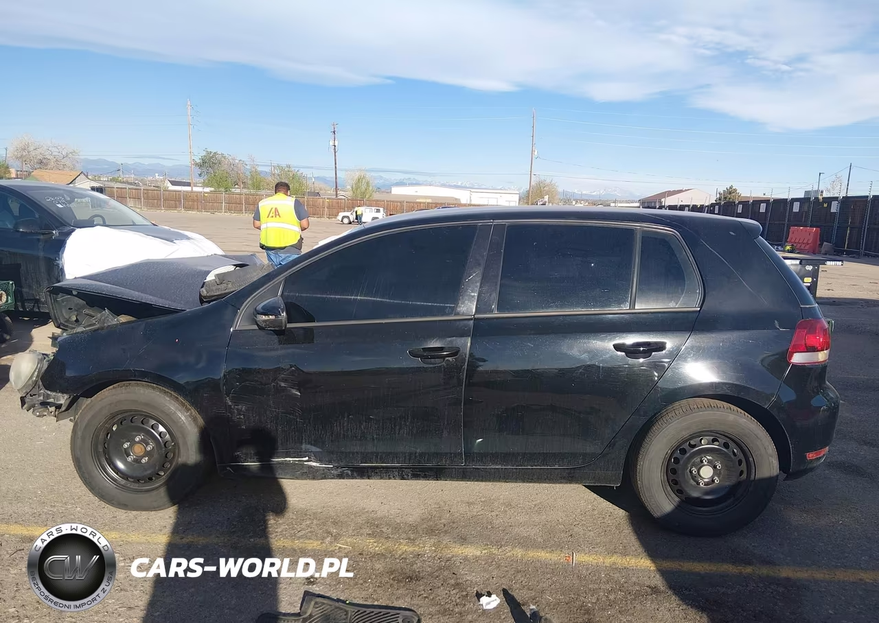 2013 Volkswagen Golf 2.5L 4-Door VIN:WVWDB7AJ5DW100187 - 15