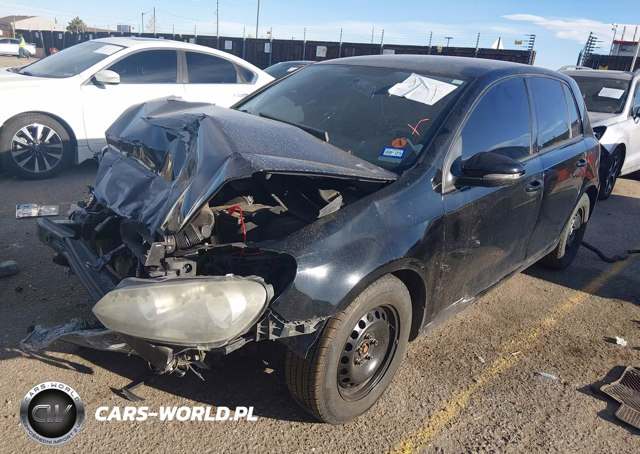 2013 Volkswagen Golf 2.5L 4-Door VIN:WVWDB7AJ5DW100187 - 2