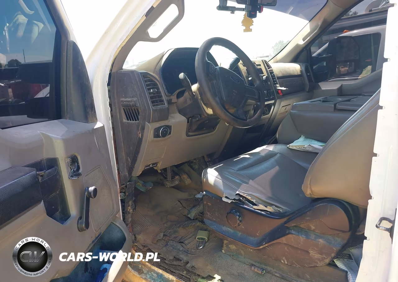 2019 Ford F-550 Chassis Xl VIN:1FDUF5HY4KEE82495 - 7
