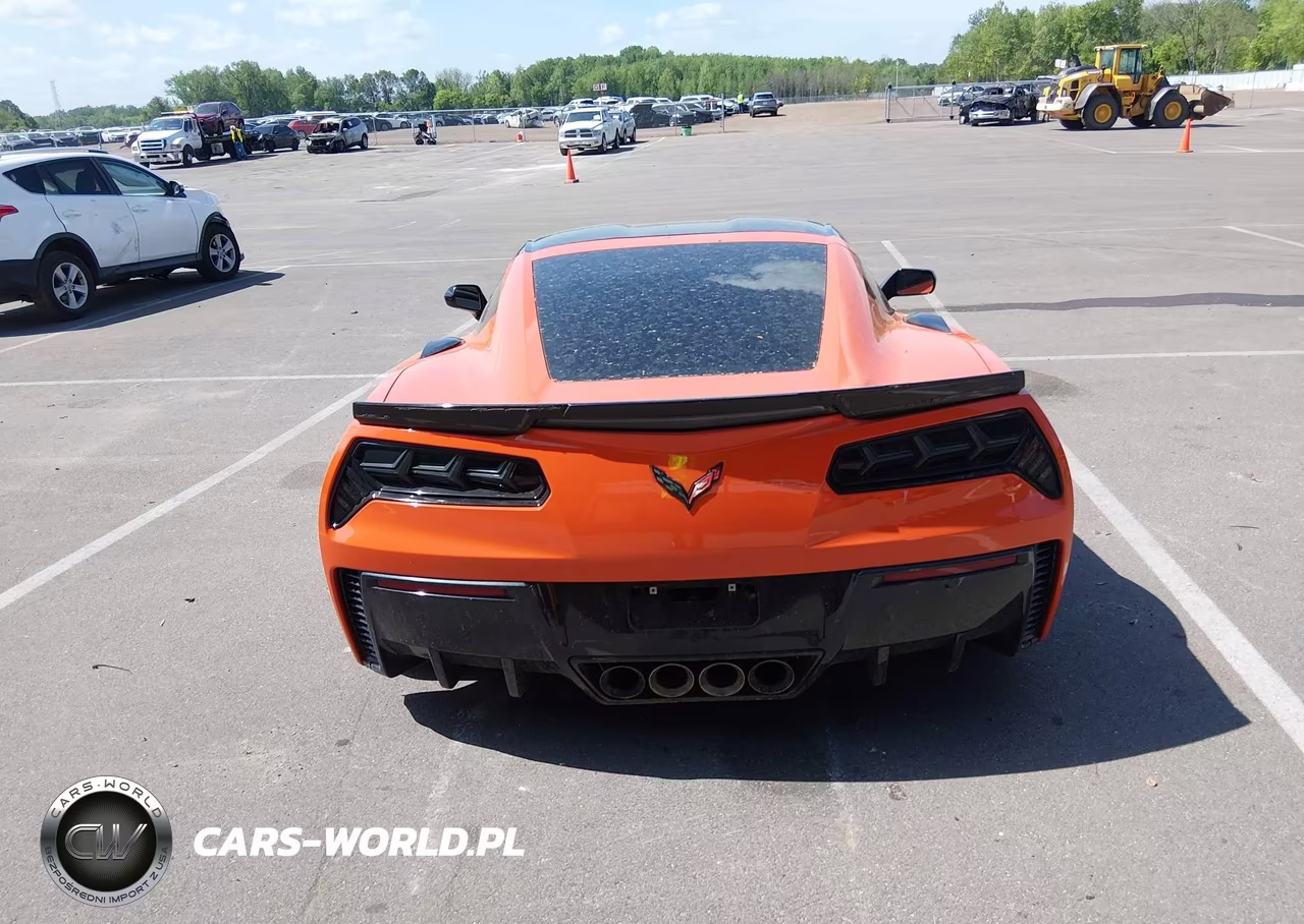 2019 Chevrolet Corvette Grand Sport VIN:1G1Y12D71K5105440 - 17