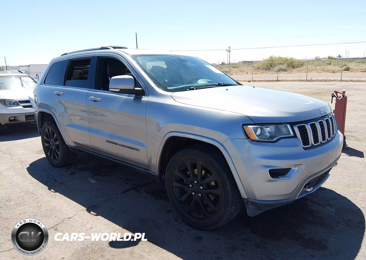 2018 Jeep Grand Cherokee Sterling Edition 4X2 VIN:1C4RJEBG1JC141574 - 13