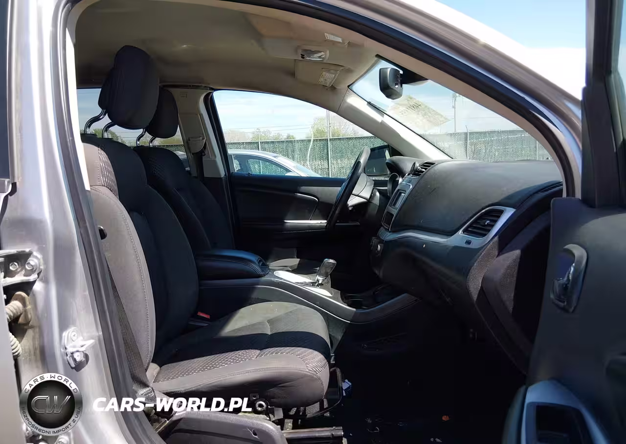 2018 Dodge Journey Se VIN:3C4PDCAB7JT535187 - 5