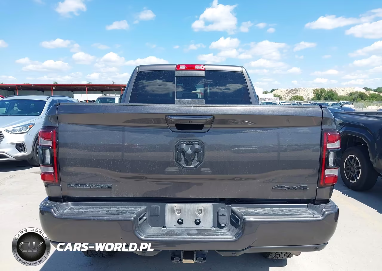 2023 Ram 2500 Laramie 4X4 6'4 Box VIN:3C6UR5FJXPG518912 - 17