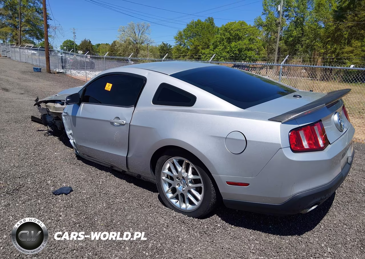 2012 Ford Mustang V6 Premium VIN:1ZVBP8AM9C5233089 - 3