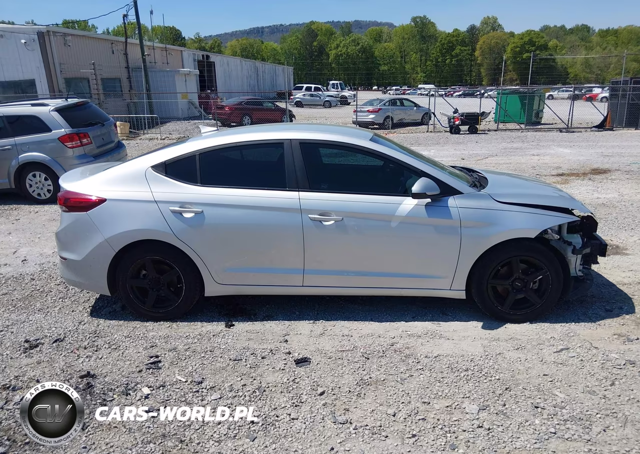 2018 Hyundai Elantra Sel VIN:5NPD84LF3JH333699 - 14
