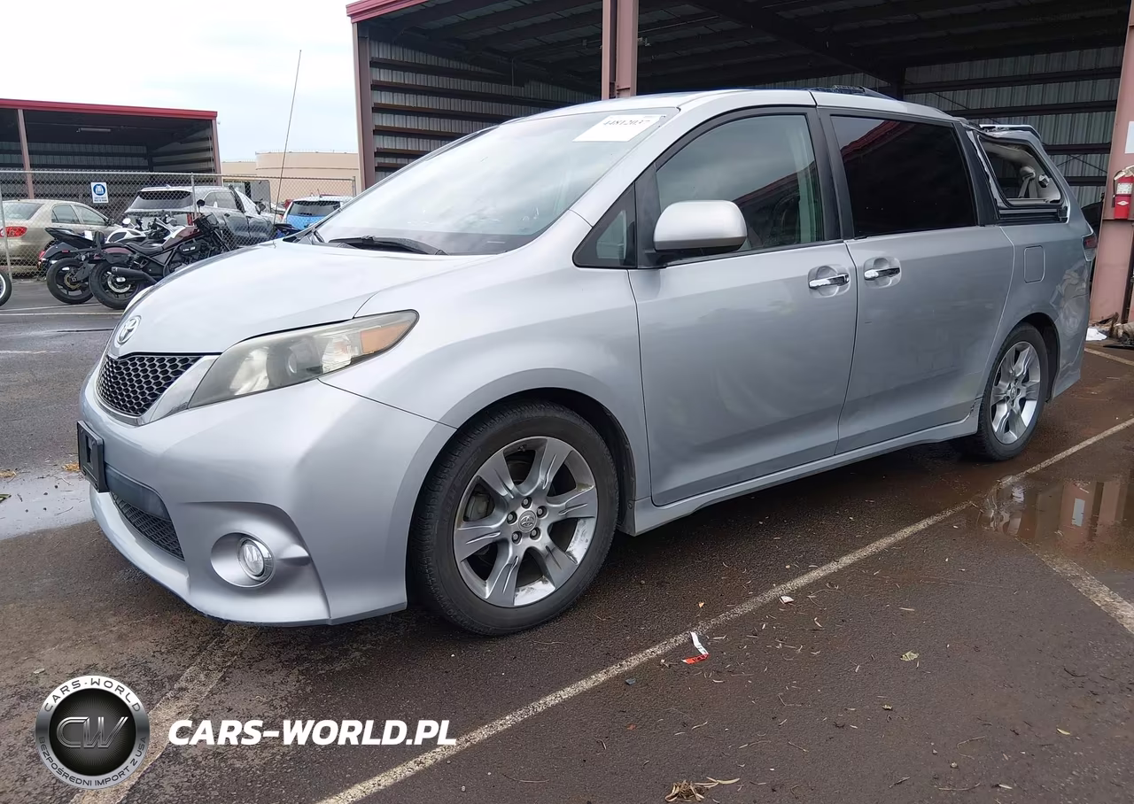 2014 Toyota Sienna Se 8 Passenger VIN:5TDXK3DC6ES477132 - 2
