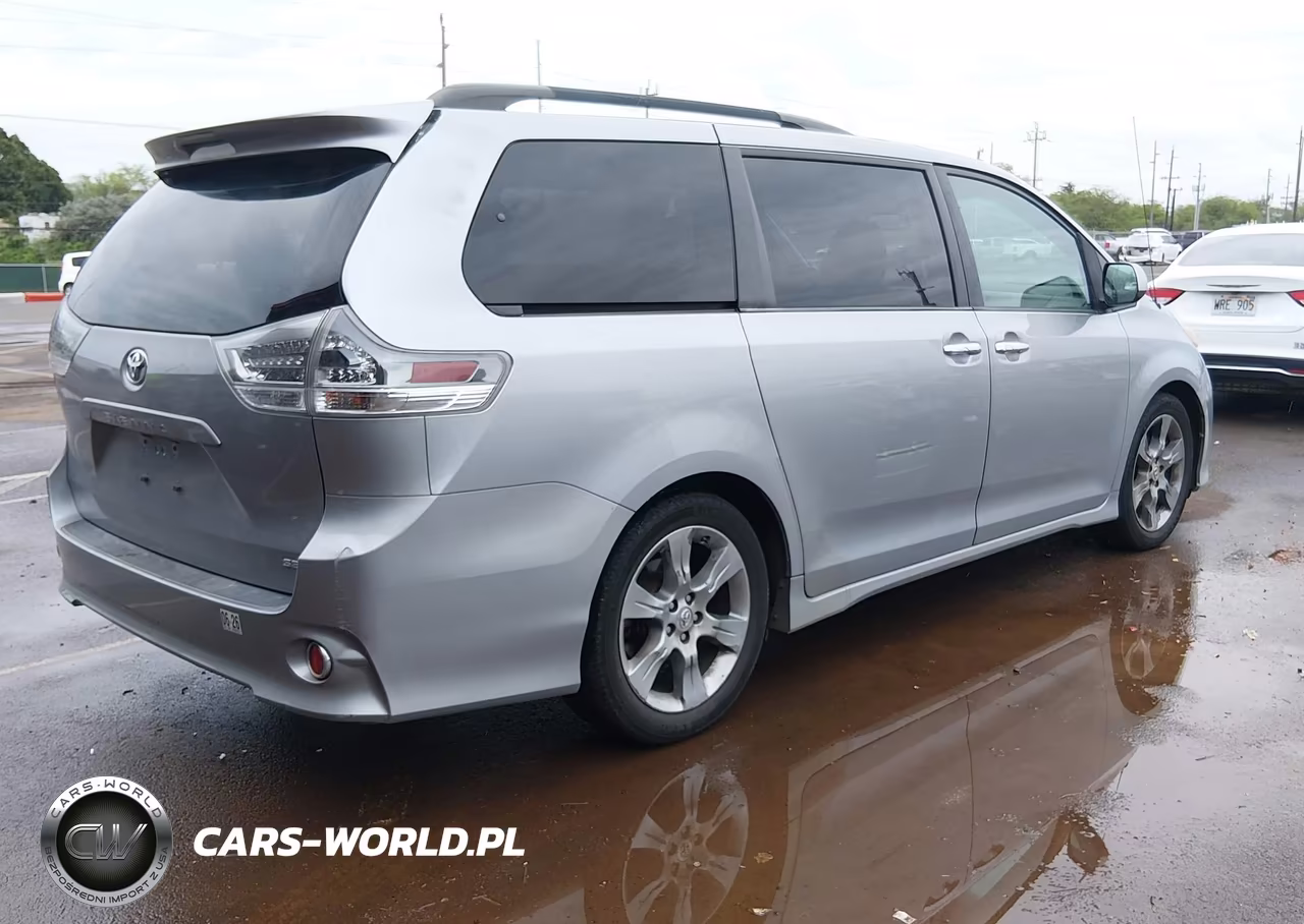 2014 Toyota Sienna Se 8 Passenger VIN:5TDXK3DC6ES477132 - 4