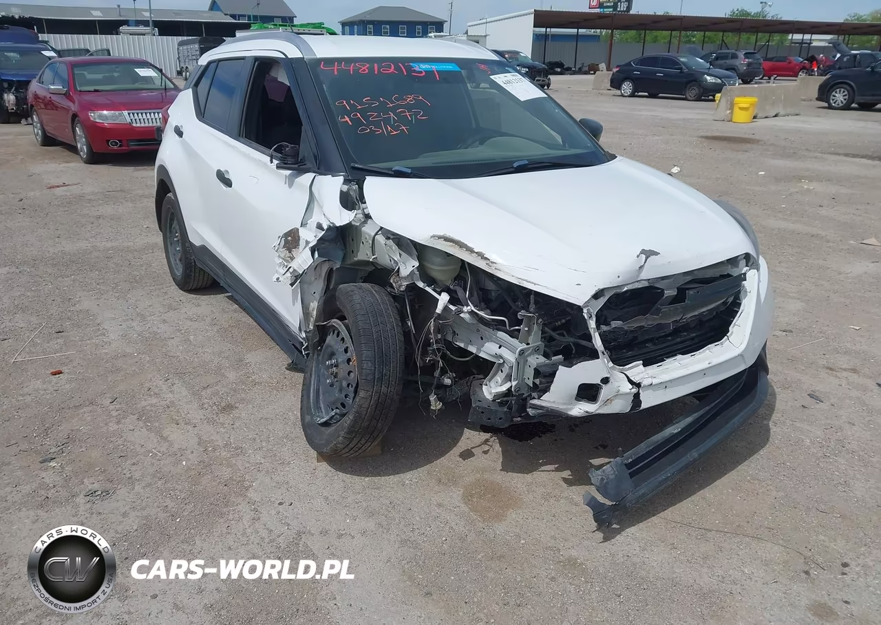 2019 Nissan Kicks S VIN:3N1CP5CU3KL492472 - 6