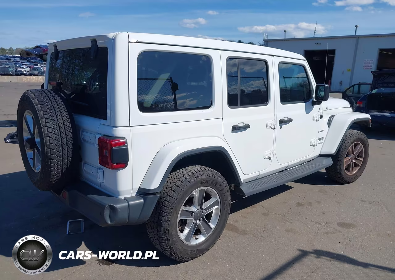2020 Jeep Wrangler Unlimited Sahara 4X4 VIN:1C4HJXEG1LW211501 - 4