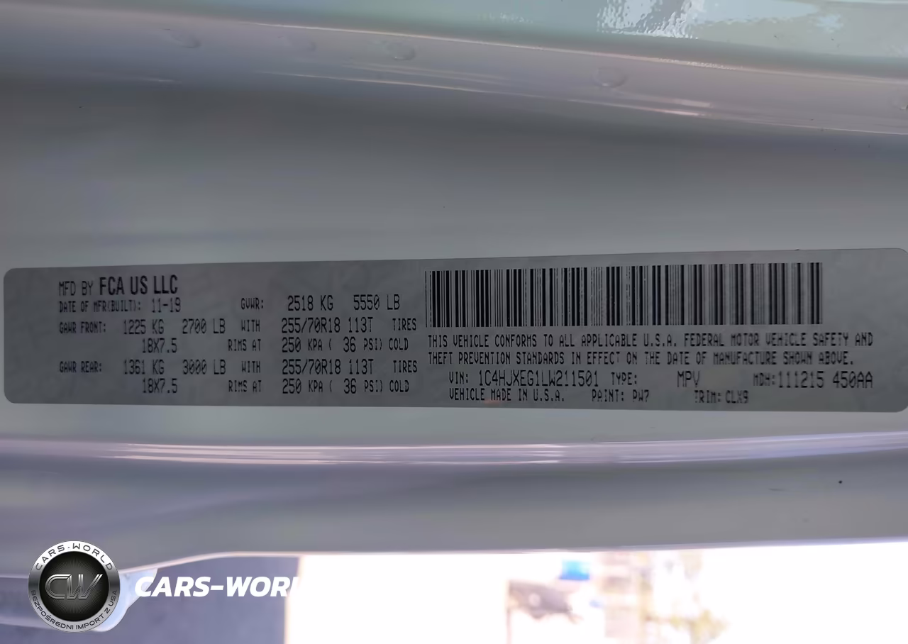 2020 Jeep Wrangler Unlimited Sahara 4X4 VIN:1C4HJXEG1LW211501 - 9