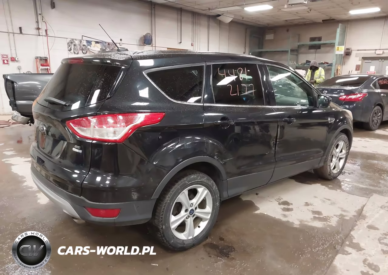 2015 Ford Escape Se VIN:1FMCU9GX0FUB74267 - 4