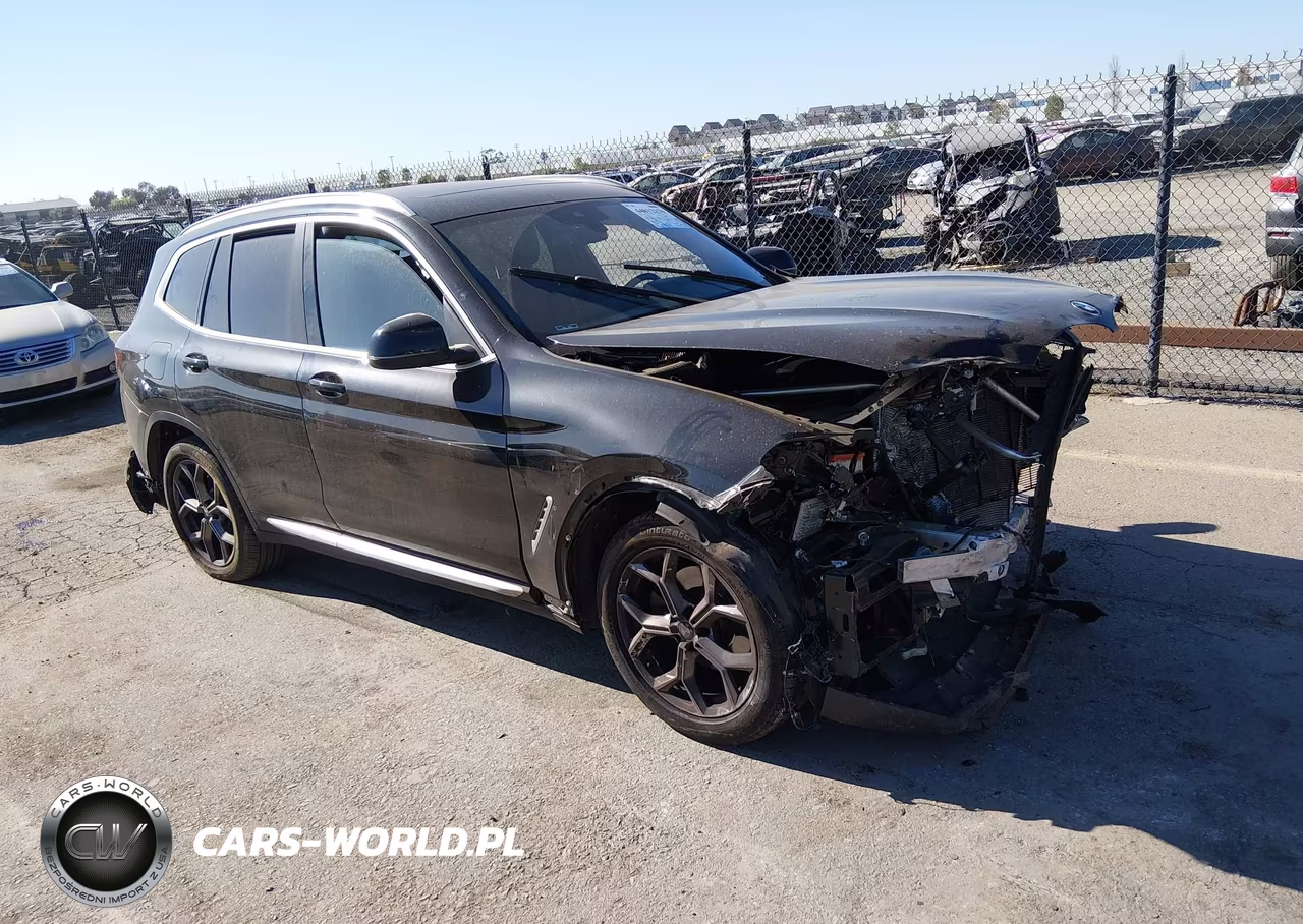 2022 BMW X3 xDrive30I – zdjęcie 1 z 17