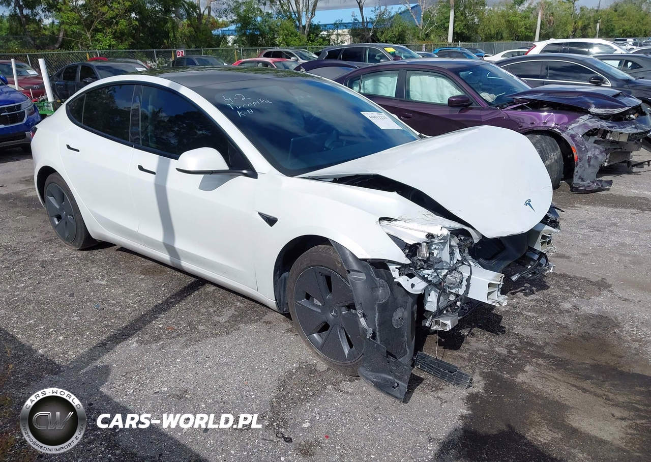 2022 Tesla Model 3 Long Range Dual Motor All-Wheel Drive