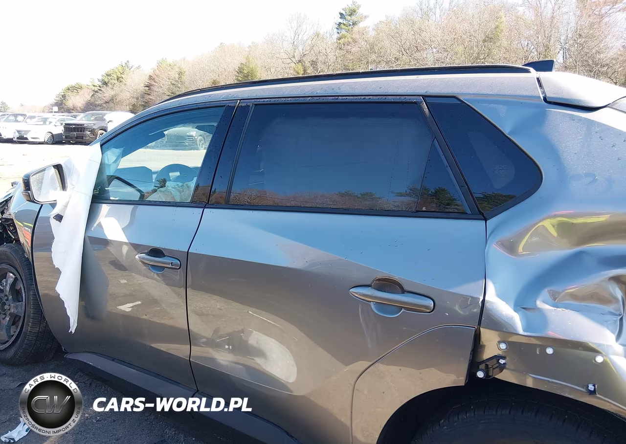 2026 Toyota Bz Xle VIN:JTMBDAFB5TJ016026 - 13