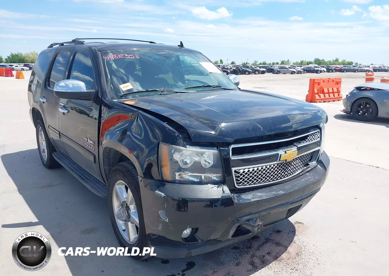 2012 Chevrolet Tahoe Ls – zdjęcie 1 z 17