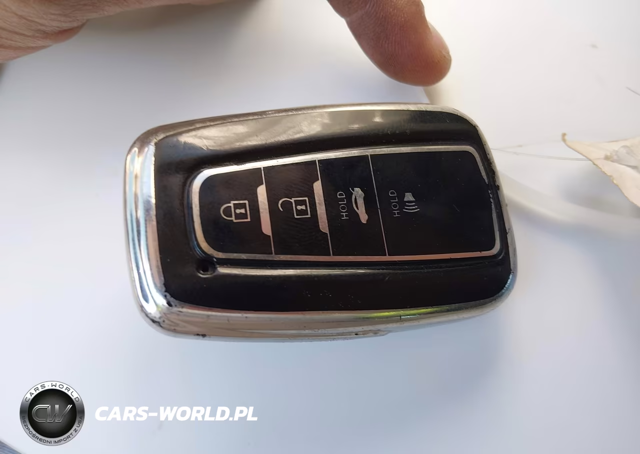 2022 Toyota Prius Limited VIN:JTDKAMFU9N3161346 - 11