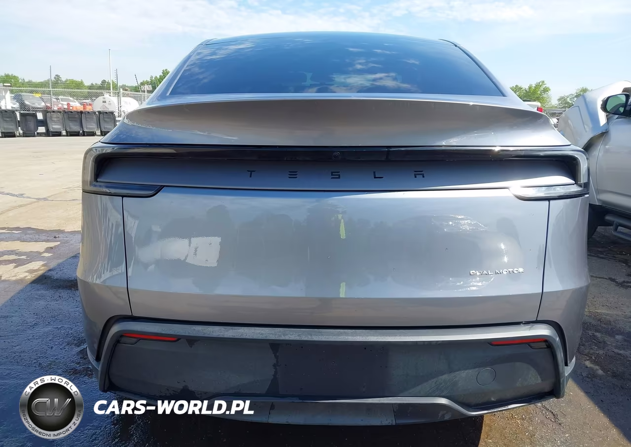 2026 Tesla Model Y All-Wheel Drive-Long Range Launch Series-Premium All-Wheel Drive VIN:7SAYGDEE1TF430073 - 16