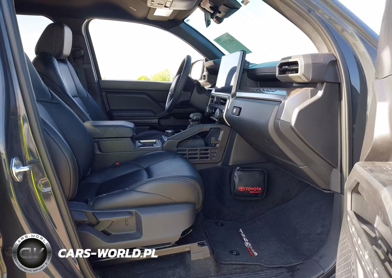 2025 Toyota Tacoma Hybrid Trd Off Road VIN:3TYLC5LN2ST028914 - 5