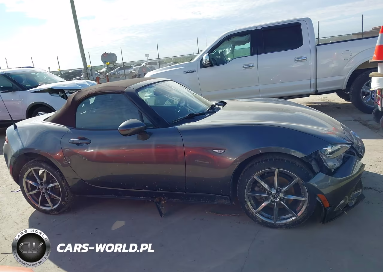 2018 Mazda Mx-5 Miata Grand Touring VIN:JM1NDAD71J0201480 - 13