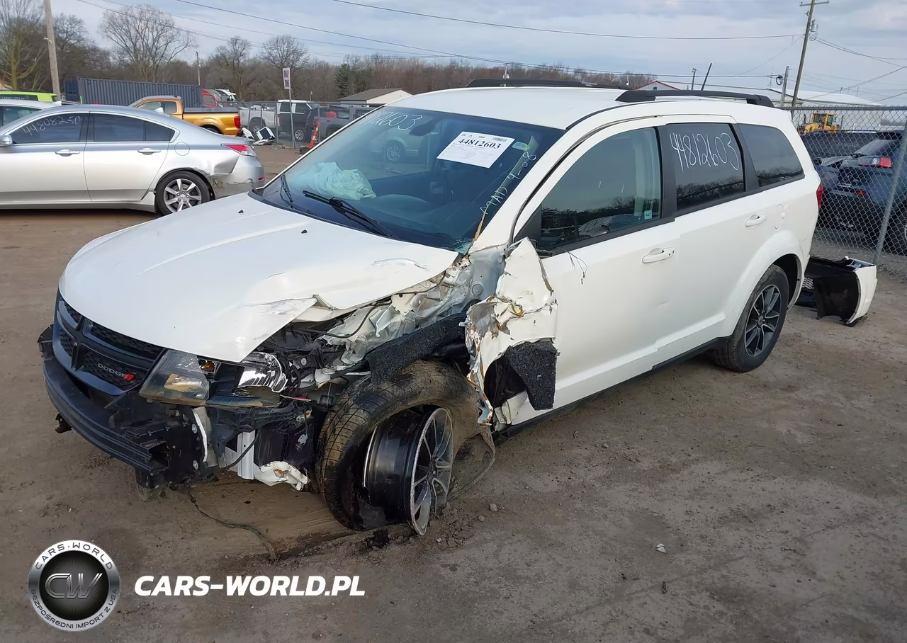2018 Dodge Journey Se VIN:3C4PDCABXJT533269 - 2