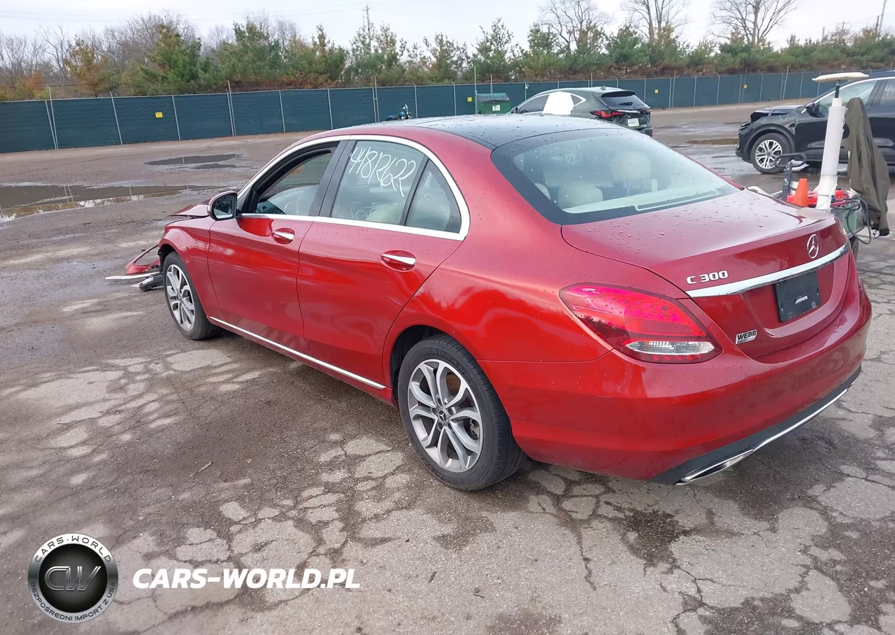2017 Mercedes-Benz C 300 4Matic VIN:55SWF4KB2HU218998 - 3