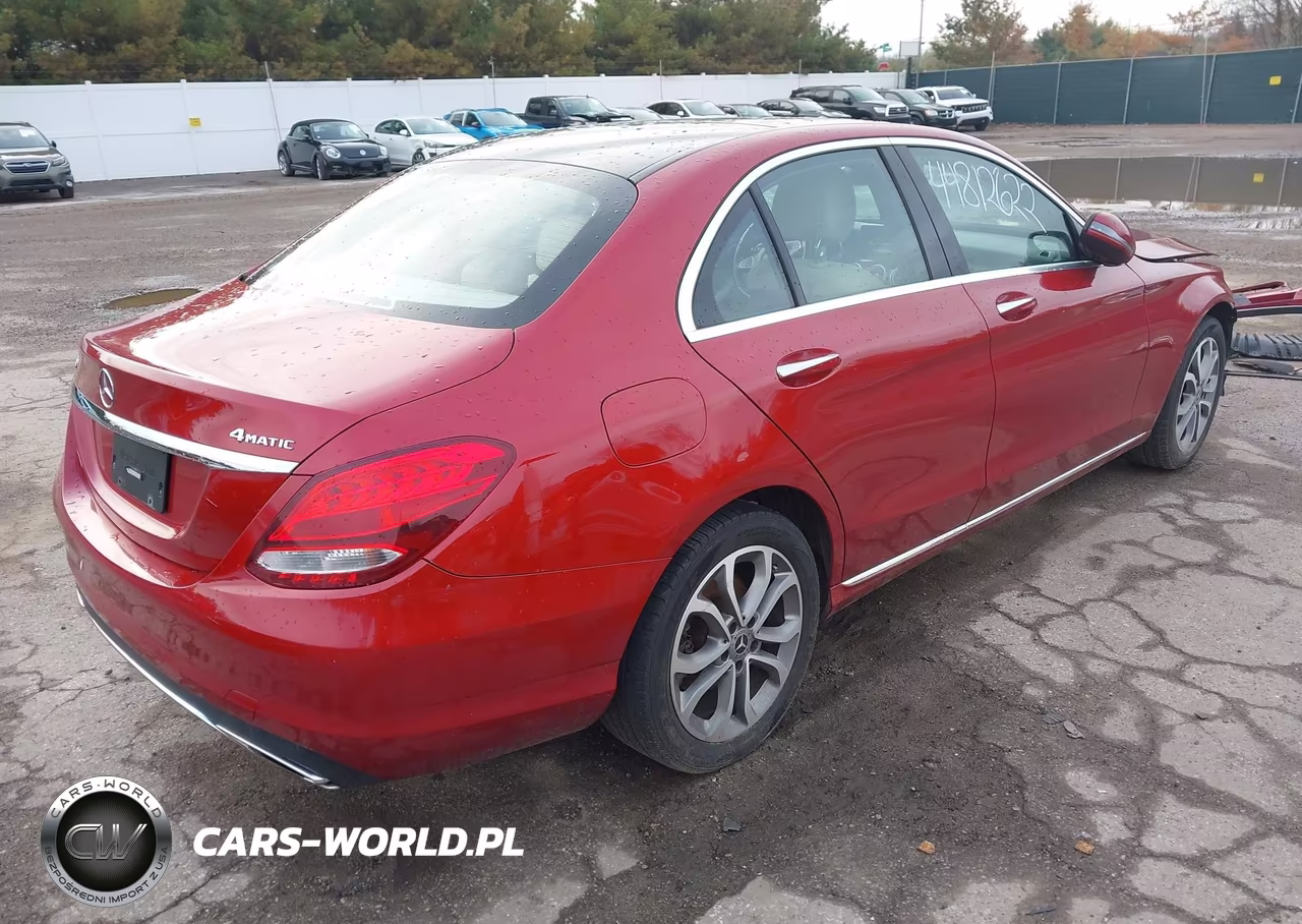 2017 Mercedes-Benz C 300 4Matic VIN:55SWF4KB2HU218998 - 4