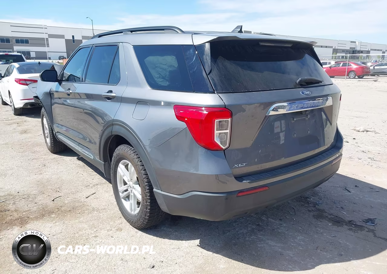 2022 Ford Explorer Xlt VIN:1FMSK7DHXNGB54611 - 3