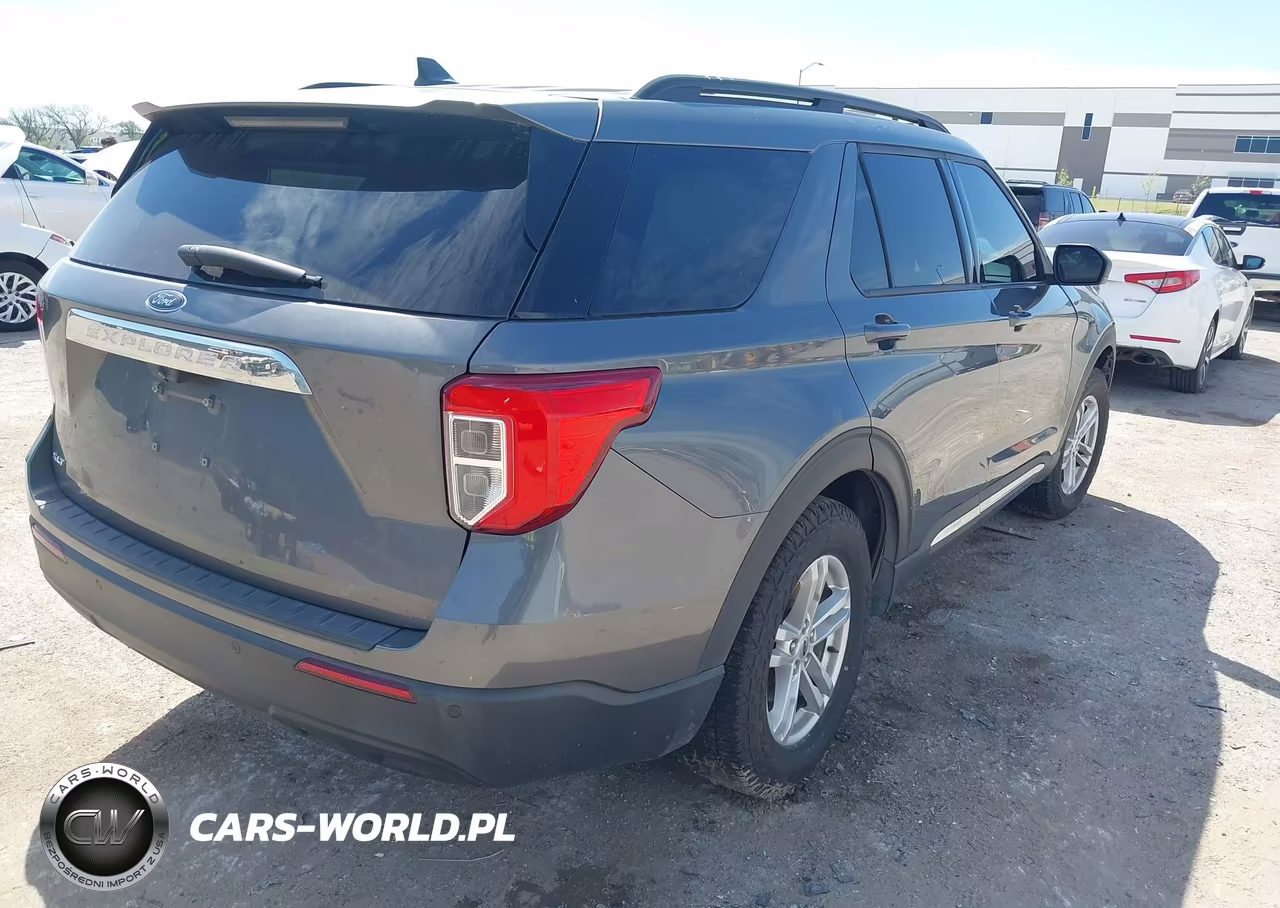 2022 Ford Explorer Xlt VIN:1FMSK7DHXNGB54611 - 4
