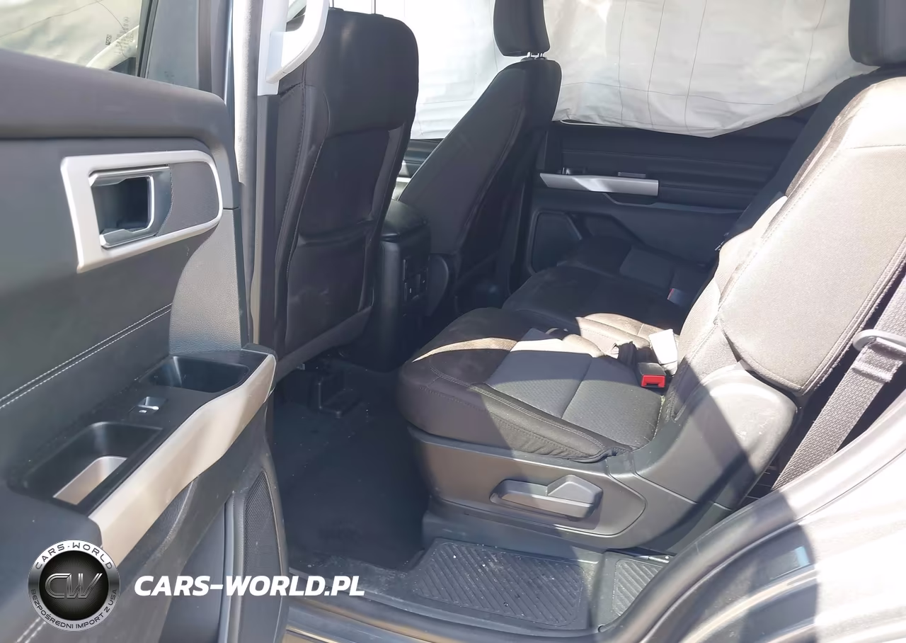 2022 Ford Explorer Xlt VIN:1FMSK7DHXNGB54611 - 8
