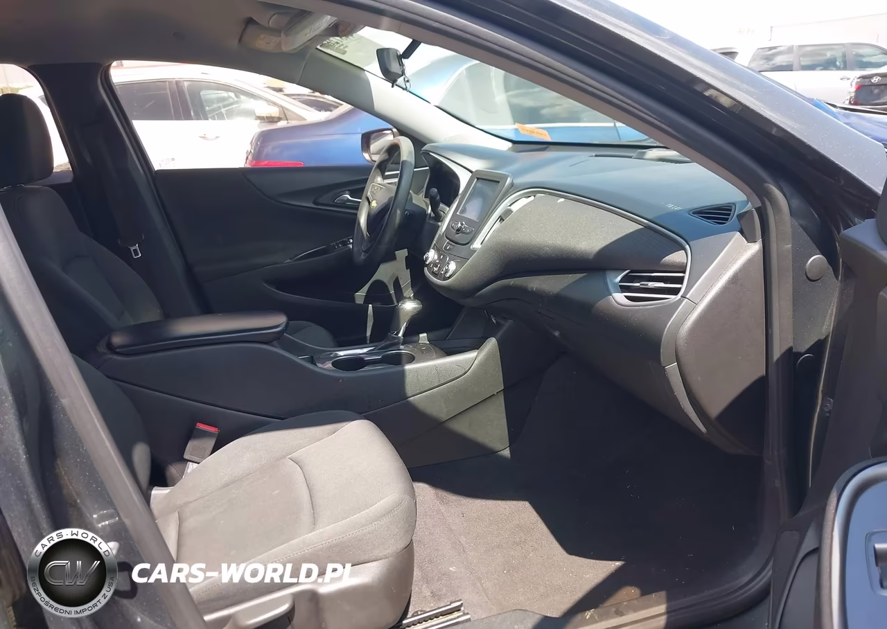 2017 Chevrolet Malibu Ls VIN:1G1ZB5ST1HF140145 - 5