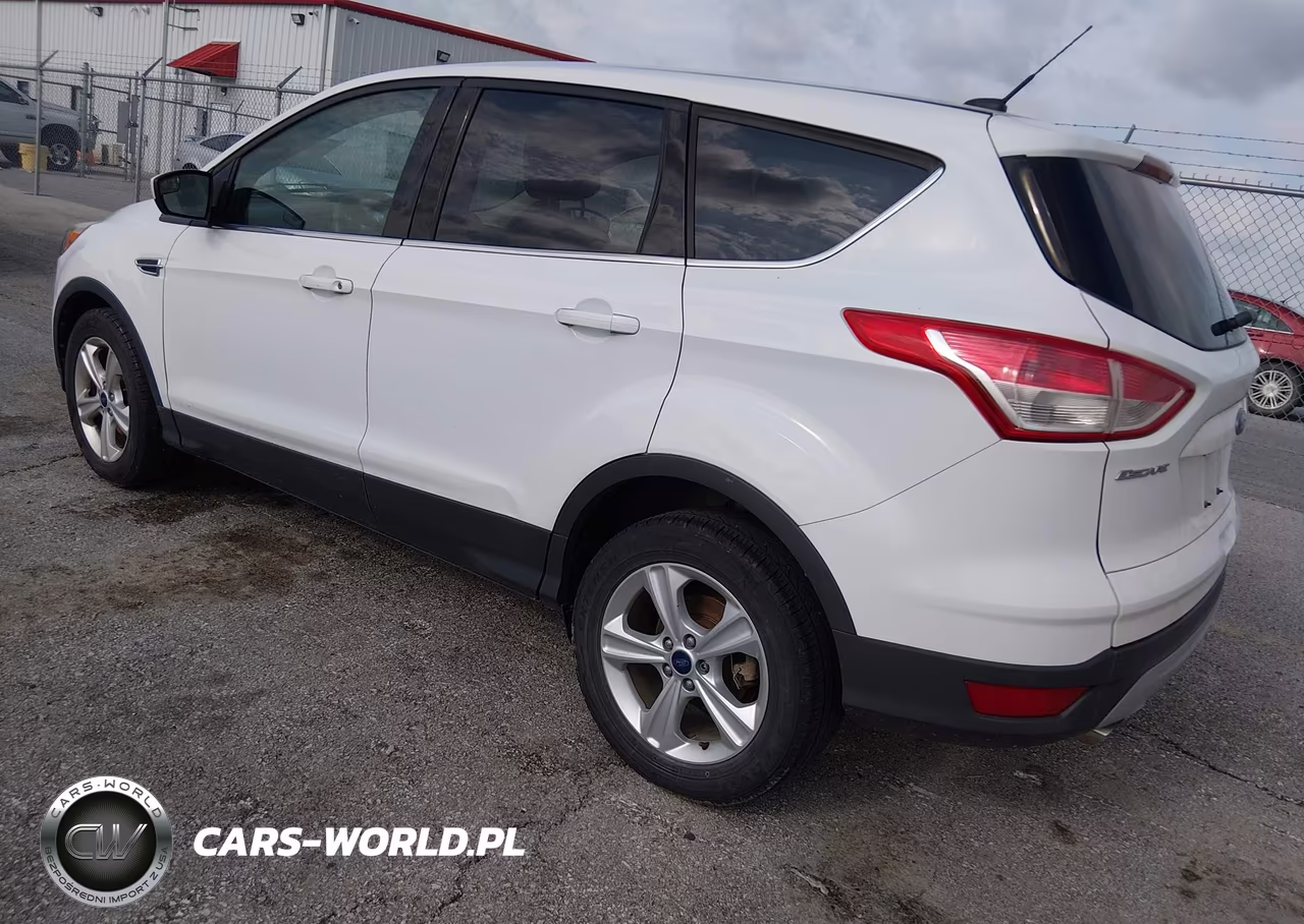 2015 Ford Escape Se VIN:1FMCU0G71FUA17455 - 3