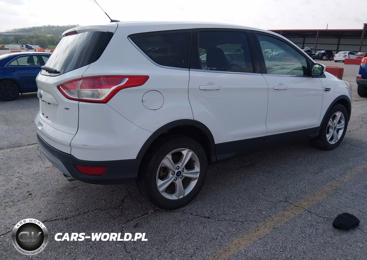 2015 Ford Escape Se VIN:1FMCU0G71FUA17455 - 4