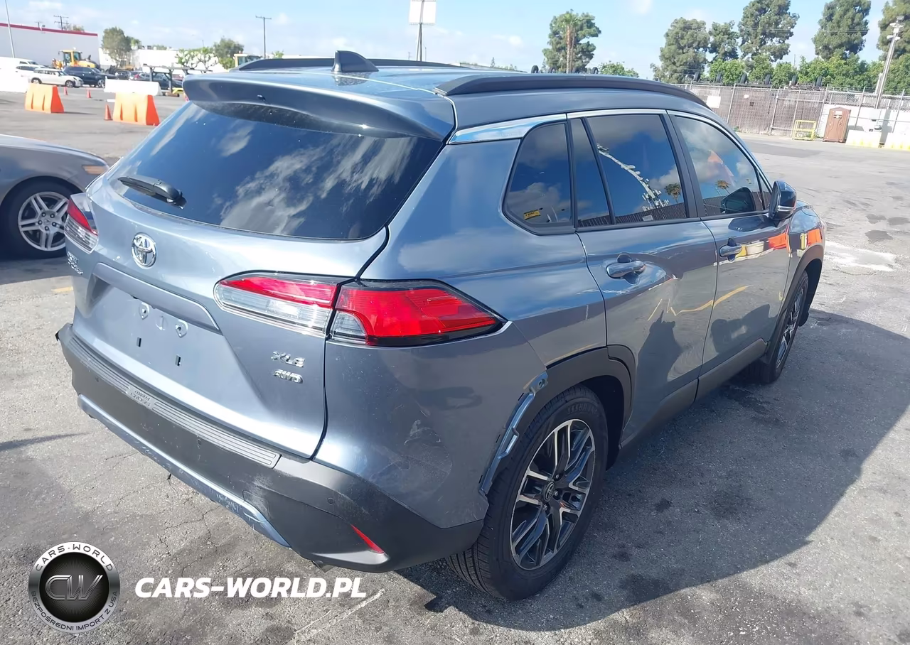 2026 Toyota Corolla Cross Xle VIN:7MUDAABG8TV171441 - 4