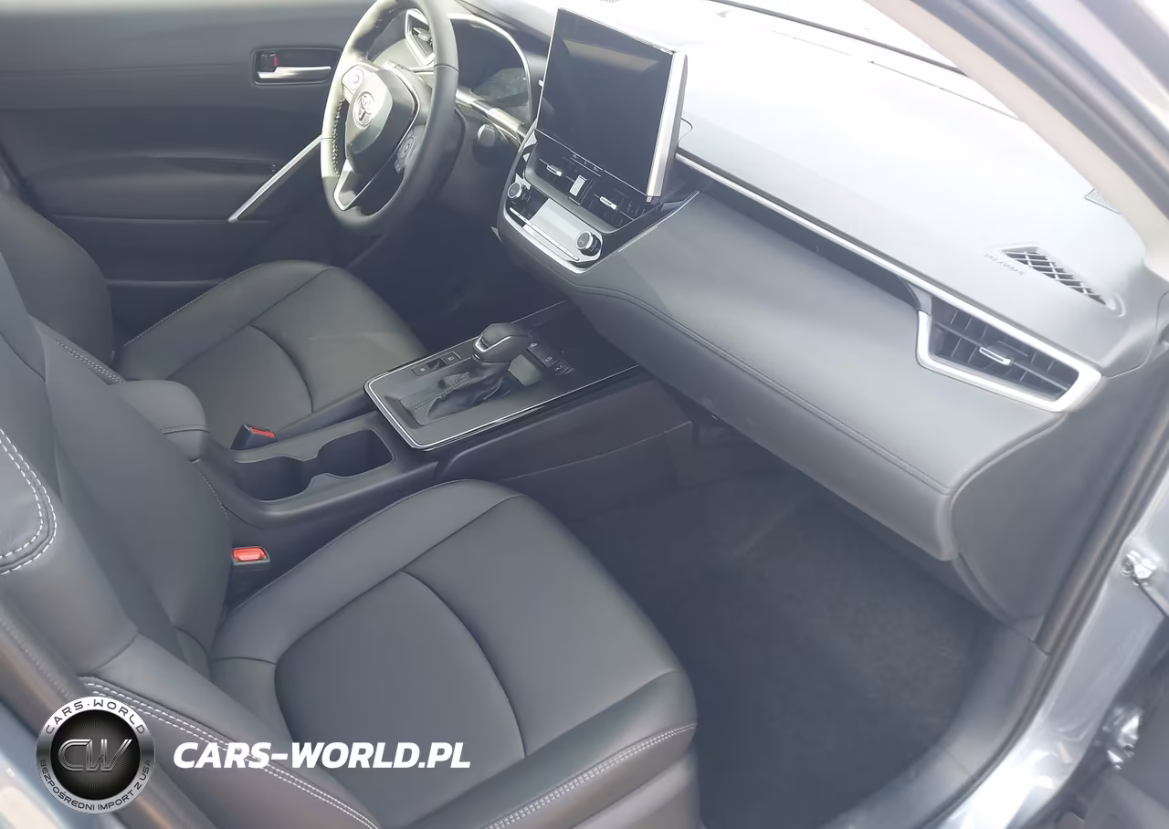 2026 Toyota Corolla Cross Xle VIN:7MUDAABG8TV171441 - 5
