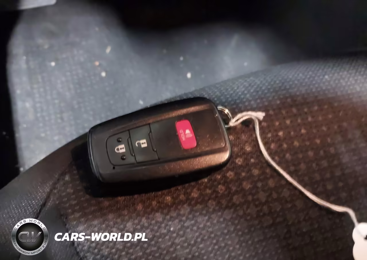 2019 Toyota Prius Le VIN:JTDL9RFU6K3002936 - 11