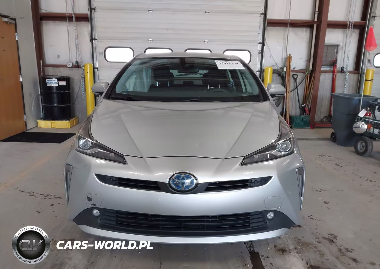 2019 Toyota Prius Le VIN:JTDL9RFU6K3002936 - 12